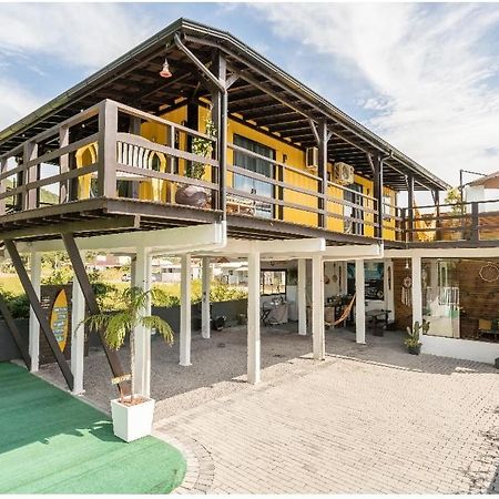 Pousada Container Amarelo Palhoca Luaran gambar