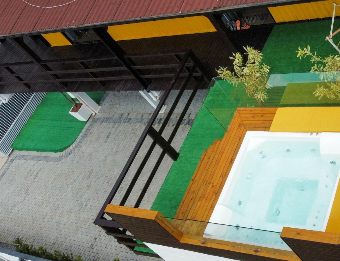 Pousada Container Amarelo Palhoca Luaran gambar